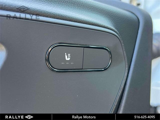 Photo of 2025 White Mercedes-Benz Sprinter 2500
