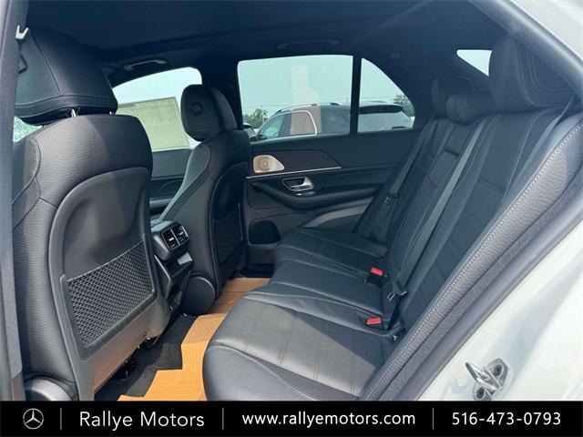 Photo of 2026 White Mercedes-Benz GLE 450