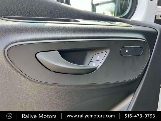 Photo of 2025 White Mercedes-Benz Sprinter 2500