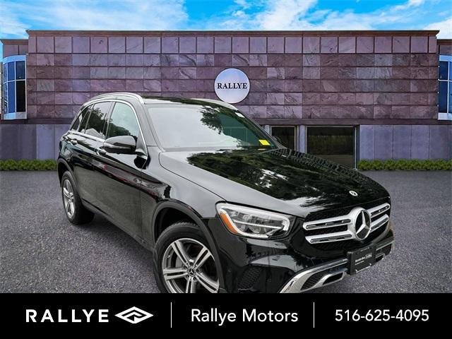 Photo of 2021 Black Mercedes-Benz GLC 300