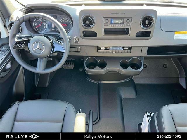 Photo of 2025 White Mercedes-Benz Sprinter 2500