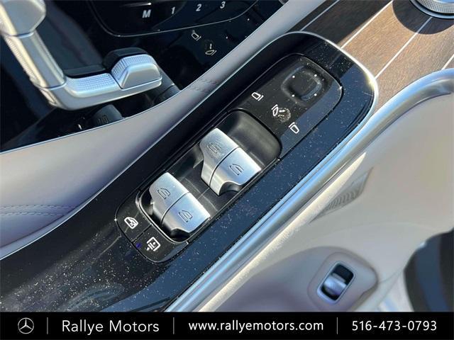 Photo of 2025 MANUFAKTUR Moonlight White Metallic Mercedes-Benz AMG S 63 E