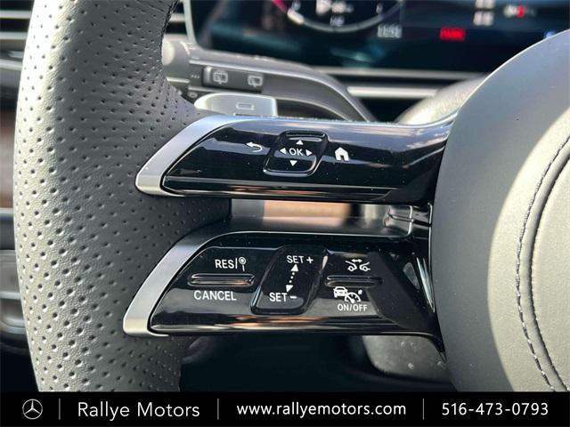 Photo of 2025 Black Mercedes-Benz GLS 580