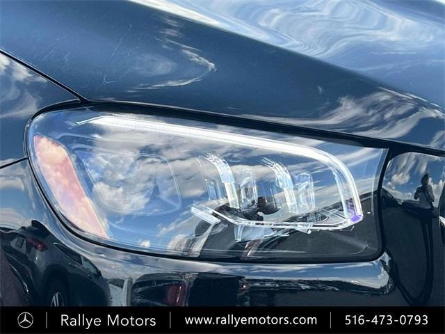 Photo of 2025 Black Mercedes-Benz GLS 580