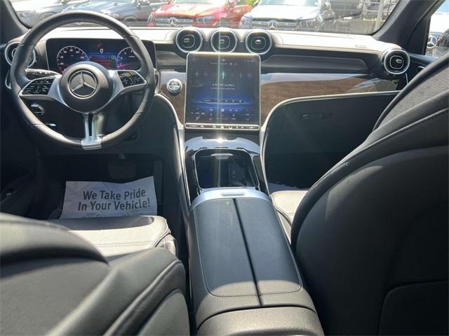 Photo of 2023 Black Mercedes-Benz GLC 300