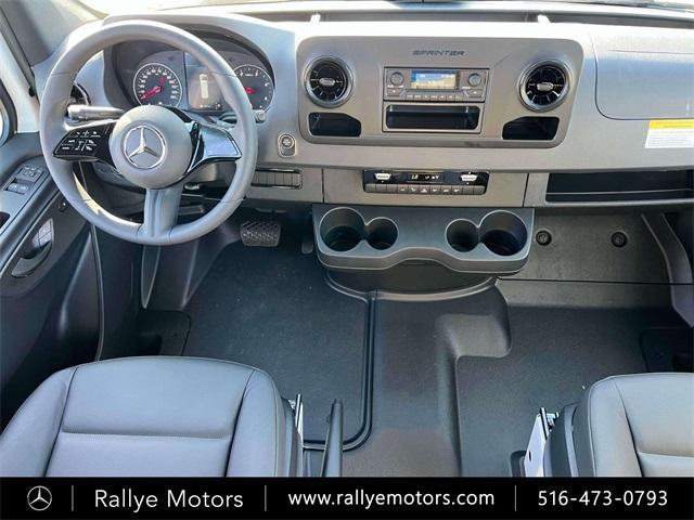 Photo of 2025 White Mercedes-Benz Sprinter 2500