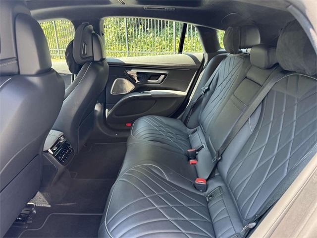 Photo of 2022 Black Mercedes-Benz EQS 580