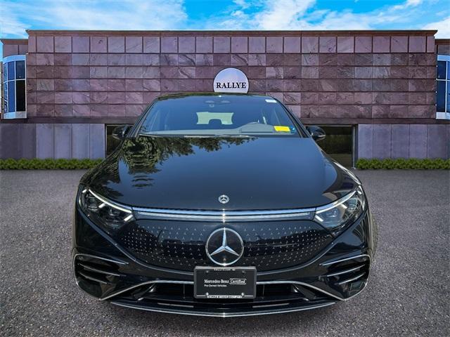 Photo of 2022 Black Mercedes-Benz EQS 580