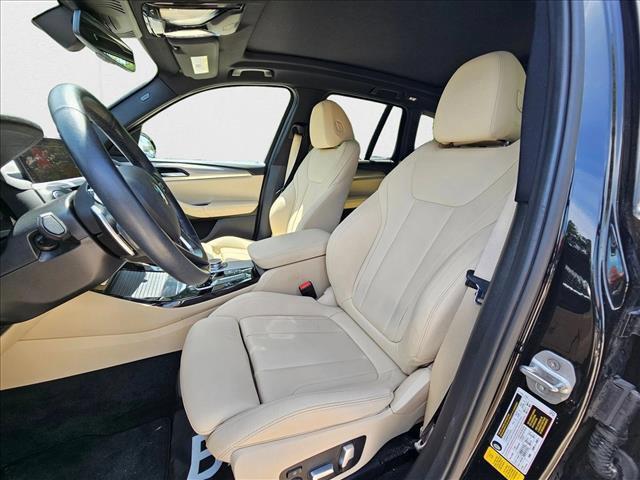Photo of 2020 Black Sapphire Metallic BMW X3