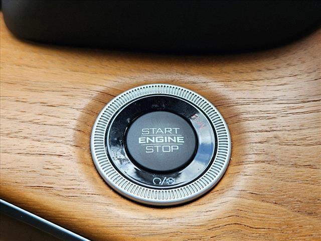 Photo of 2021 Silver Zynith Jeep Grand Cherokee L