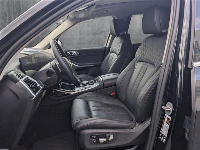 Photo of 2025 Black BMW X7
