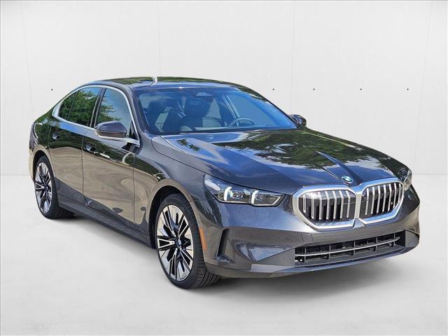 Photo of 2026 Dark Graphite Metallic BMW 530