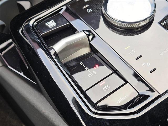 Photo of 2026 Dark Graphite Metallic BMW 530