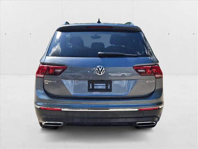 Photo of 2021 Platinum Gray Meta Volkswagen Tiguan