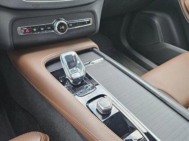 Photo of 2024 Gray Volvo XC90