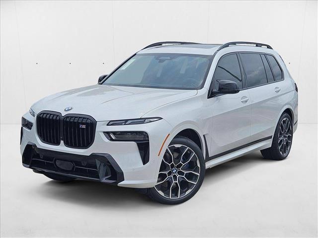 Photo of 2026 Mineral White Metallic BMW X7