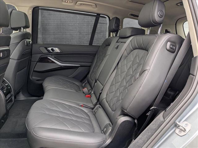 Photo of 2025 Gray BMW X7