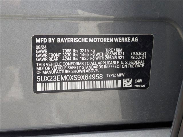 Photo of 2025 Gray BMW X7