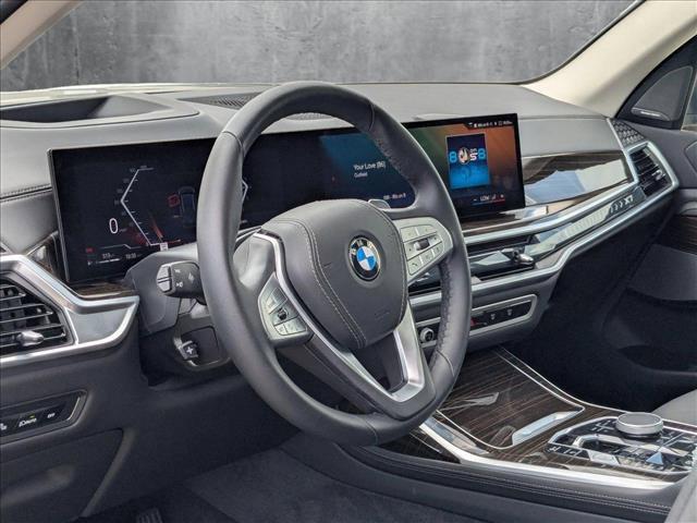 Photo of 2025 Gray BMW X7