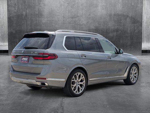 Photo of 2025 Gray BMW X7