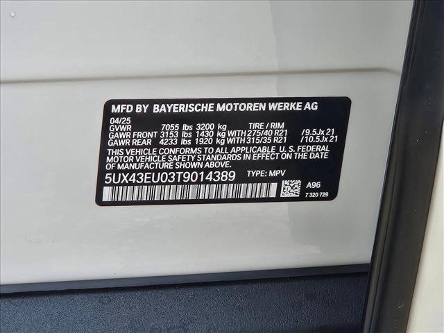 Photo of 2026 Mineral White Metallic BMW X5 PHEV