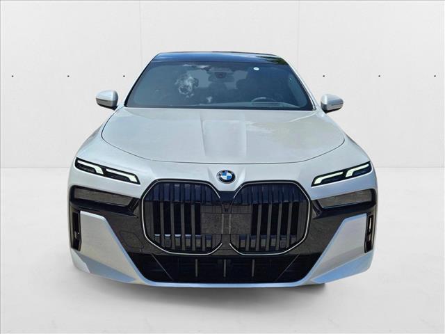 Photo of 2025 Mineral White Metallic BMW 740