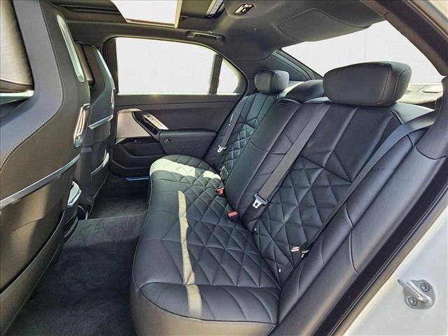 Photo of 2025 Mineral White Metallic BMW 740