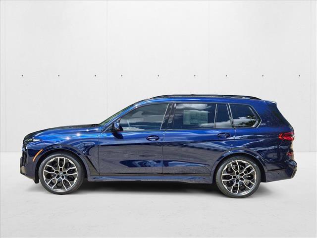 Photo of 2026 Tanzanite Blue II Metallic BMW X7