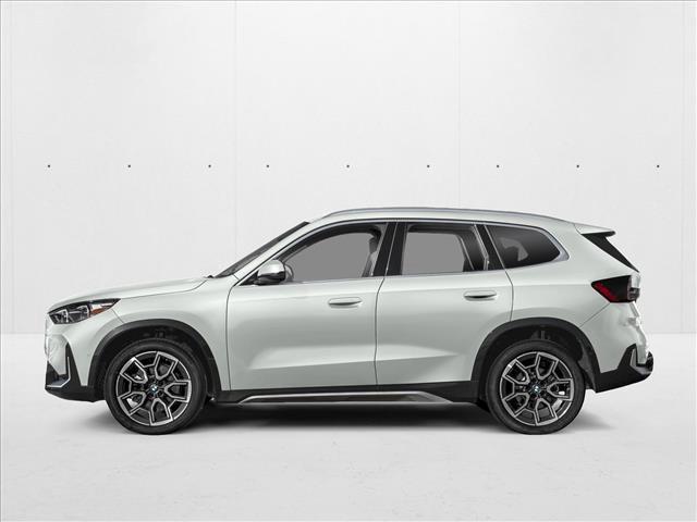 Photo of 2025 Alpine White BMW X1