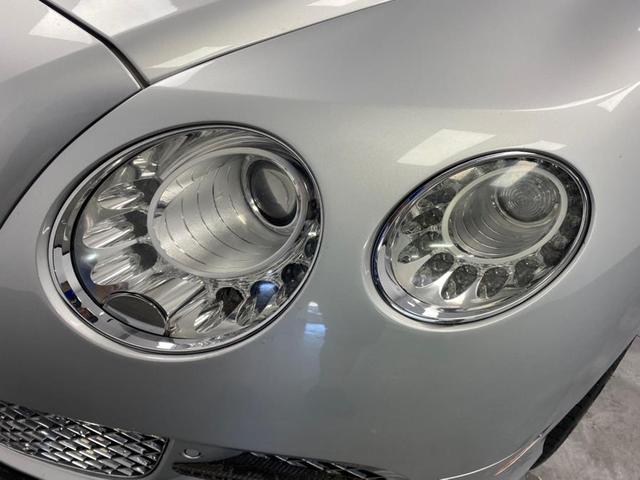 Photo of 2012 Silver Frost Metallic Bentley Continental GT