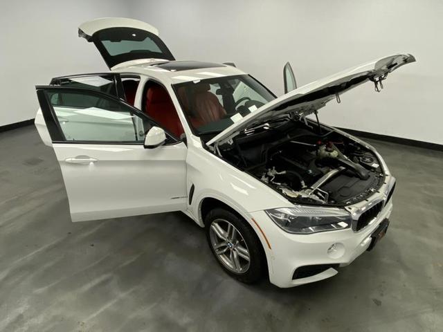 Photo of 2019 Alpine White BMW X6