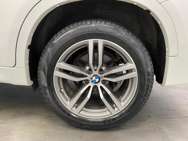 Photo of 2019 Alpine White BMW X6