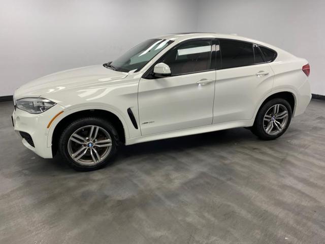 Photo of 2019 Alpine White BMW X6