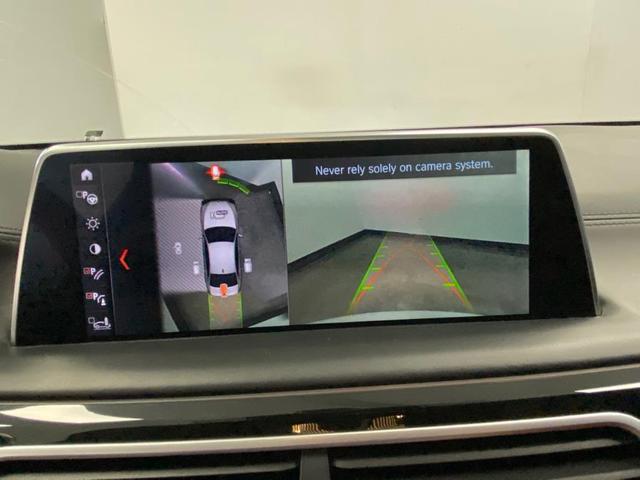 Photo of 2018 Alpine White BMW 750
