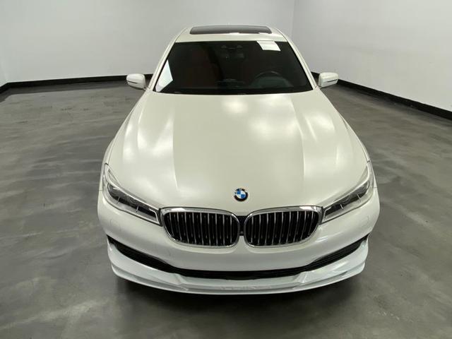 Photo of 2018 Alpine White BMW 750