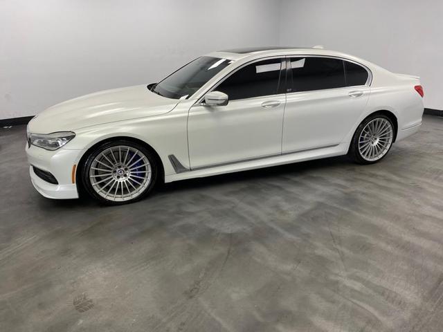 Photo of 2018 Alpine White BMW 750