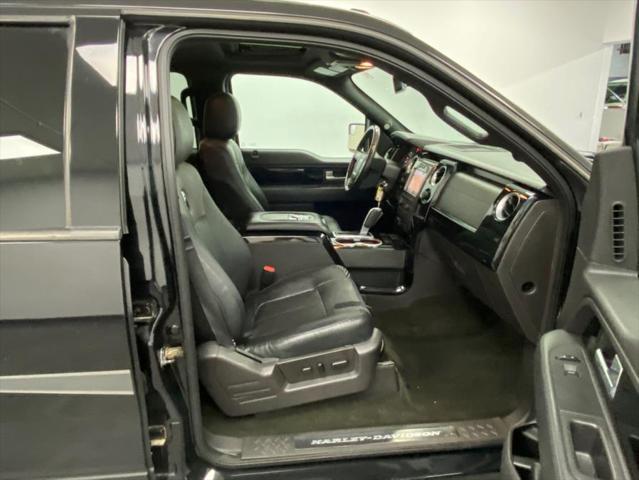 Photo of 2012 Tuxedo Black Metallic Ford F-150