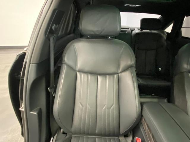 Photo of 2019 Mythos Black Metallic Audi A8
