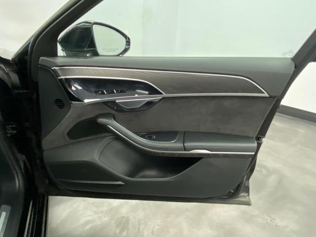 Photo of 2019 Mythos Black Metallic Audi A8