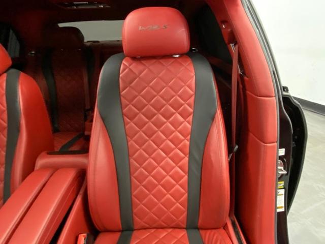 Photo of 2018 Black Crystal Metallic Bentley Flying Spur