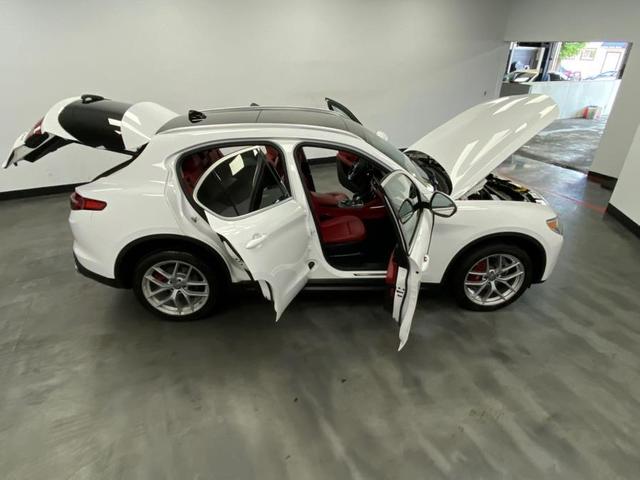 Photo of 2019 Alfa White Alfa Romeo Stelvio