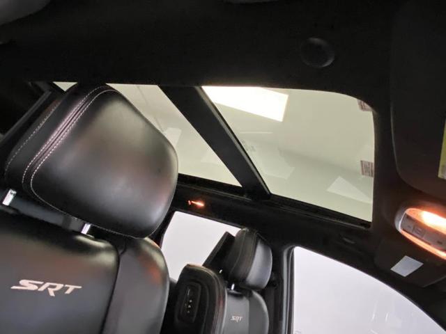 Photo of 2015 Bright White Clearcoat Jeep Grand Cherokee