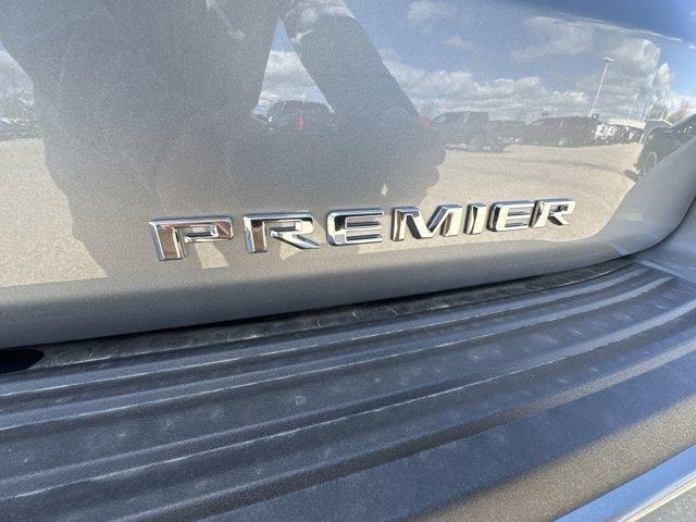Photo of 2025 Sterling Gray Metallic Chevrolet Suburban