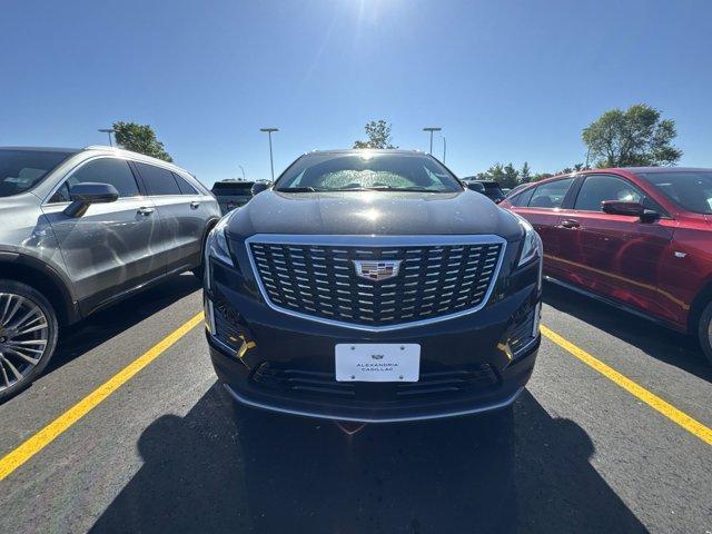 Photo of 2025 Stellar Black Metallic Cadillac XT5