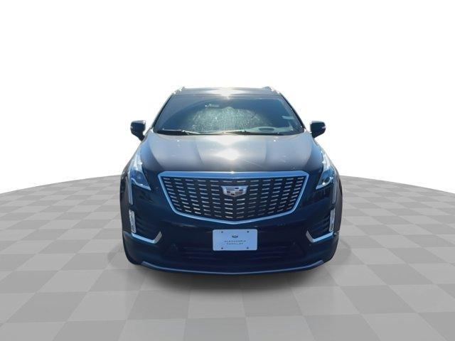 Photo of 2025 Stellar Black Metallic Cadillac XT5