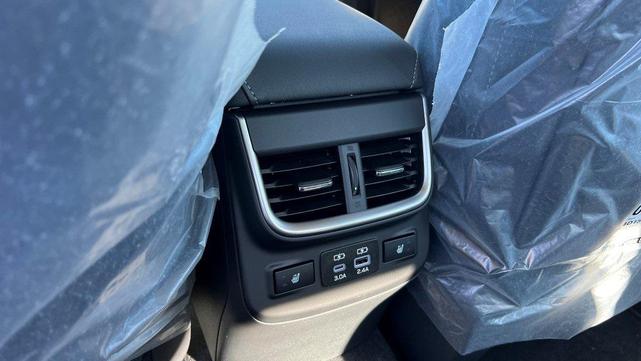 Photo of 2025 Crystal White Pearl Subaru Legacy