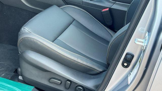Photo of 2025 Ice Silver Metallic Subaru Outback