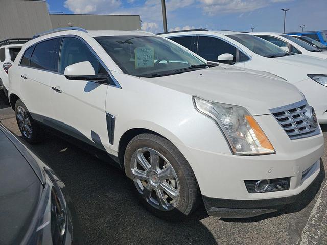 Photo of 2015 Platinum Ice Tricoat Cadillac SRX