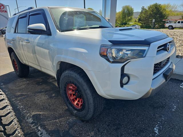 Photo of 2020 Super White Toyota 4Runner