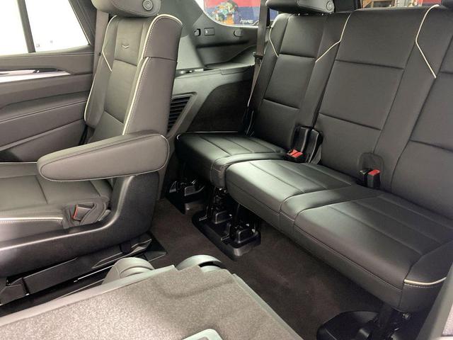 Photo of 2025 Crystal White Tricoat Cadillac Escalade